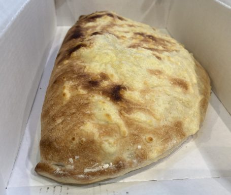 CALZONE ROYALE